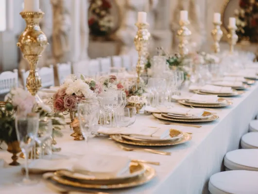 婚礼餐桌西餐奢华白金摄影图