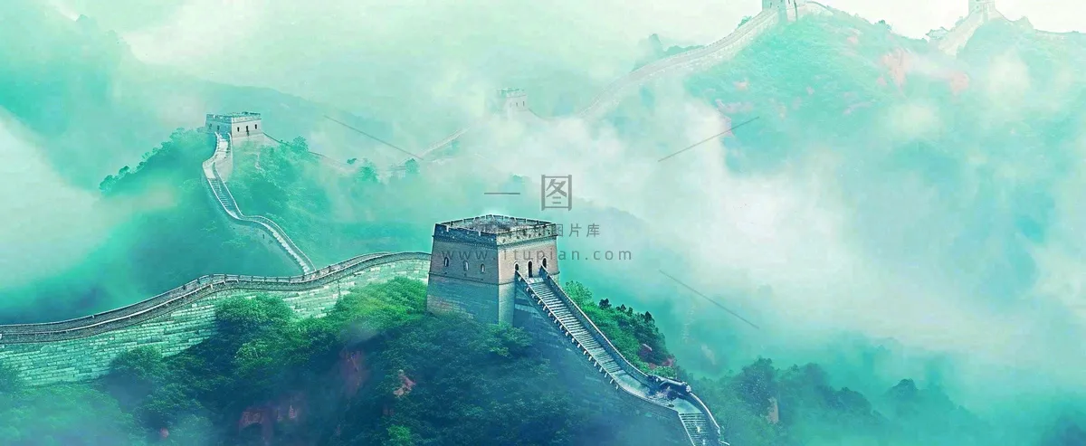 高山白云中国风长城庄严风景