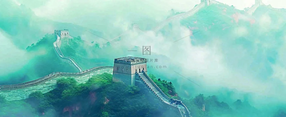 高山白云中国风长城庄严风景 高山白云中国风长城庄严风景