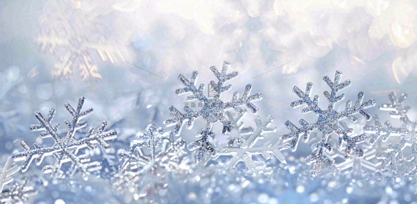 冬天白色雪花闪亮水晶银色大雪小雪摄影图