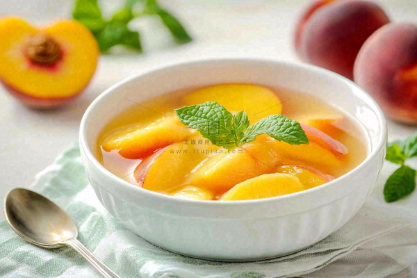 黄桃罐头水果美食饮品摄影图