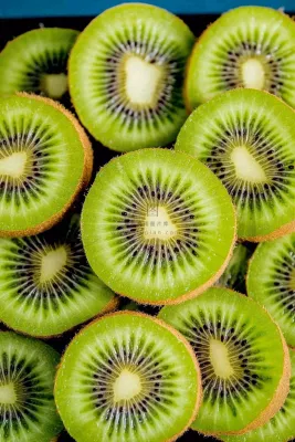 新鲜水果猕猴桃摄影图