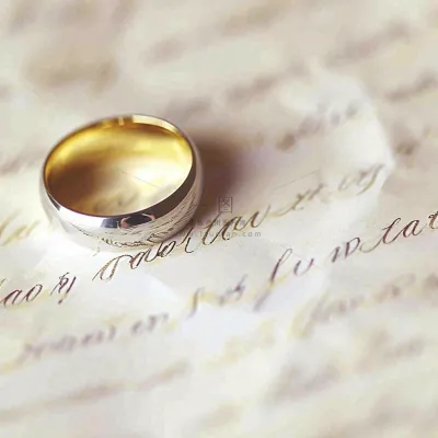 爱情婚礼婚姻戒指珠宝配饰，浪漫情人节摄影图