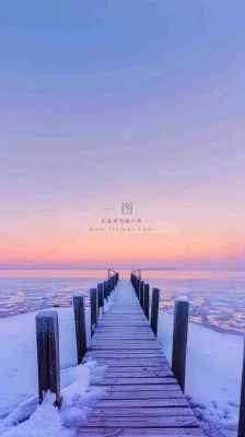 冬天寒冷白雪结冰小寒摄影图 冬天寒冷白雪结冰小寒摄影图