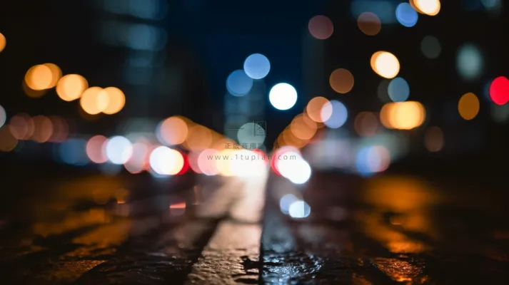 夜晚道路行驶闪光光影光圈摄影图