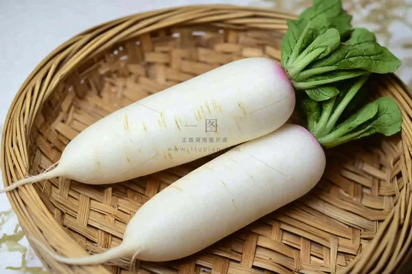 白萝卜蔬菜摄影图