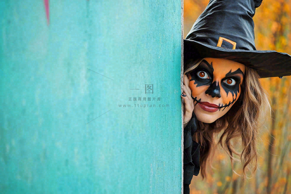 疯狂万圣节搞怪装扮人物女巫摄影图