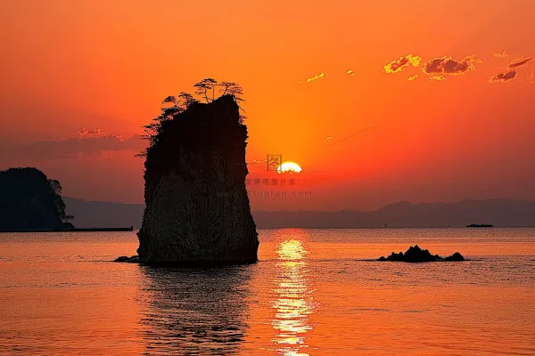 落日海洋沙滩夕阳晚霞摄影图 