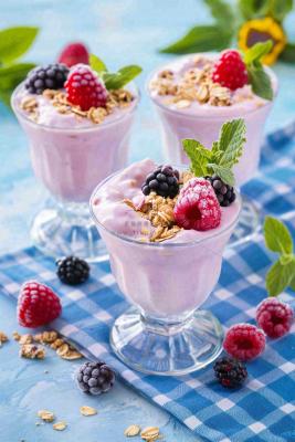 夏日饮品酸奶莓果美食摄影图 夏日饮品酸奶莓果美食摄影图