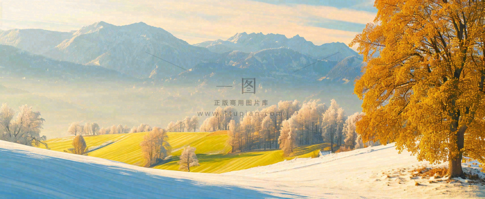 秋天山脉秋叶树木，秋分摄影图