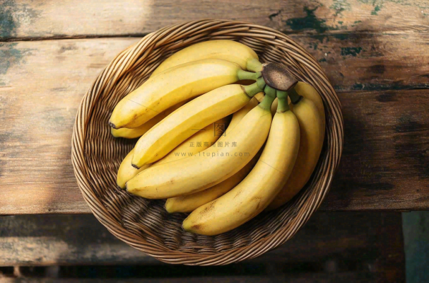 香蕉成熟水果摄影图