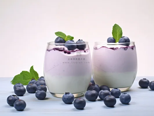 蓝莓奶昔下午茶奶茶美食甜点摄影图