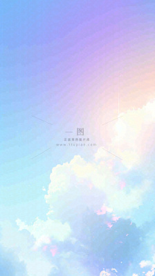 自然紫蓝色天空云层云彩漂浮浪漫阳光摄影