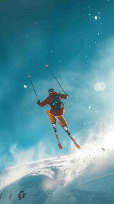 冬季冰雪极限滑雪旅行比赛，体育运动摄影图