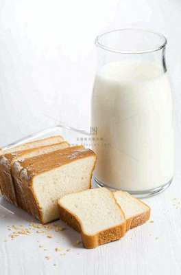 营养美味早餐面包吐司牛奶摄影图