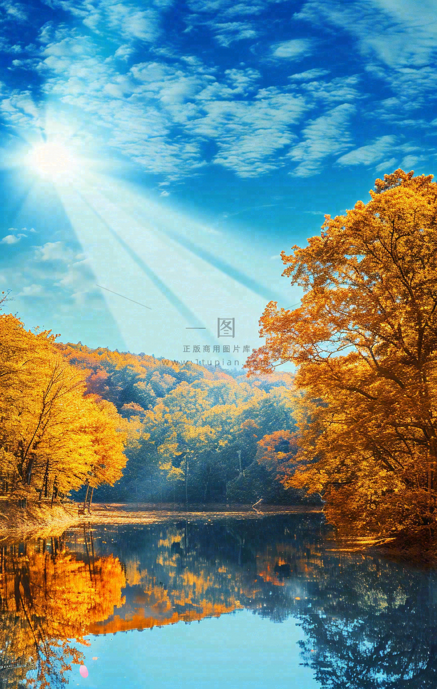 秋天蓝天阳光秋叶树木湖面水中倒影,秋分寒露摄影图