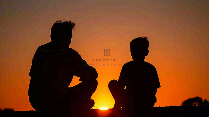 父亲节爸爸和孩子剪影亲情摄影图