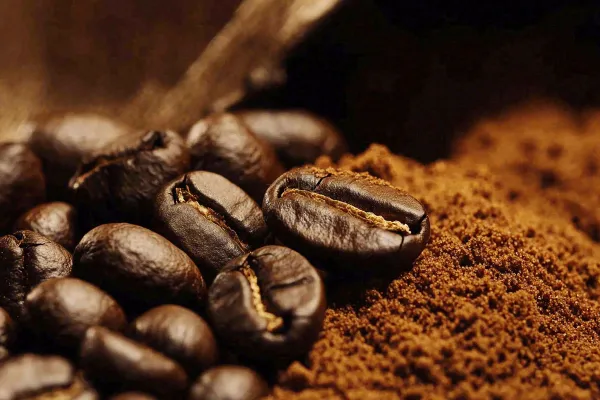 咖啡店咖啡粉烘焙摄影图