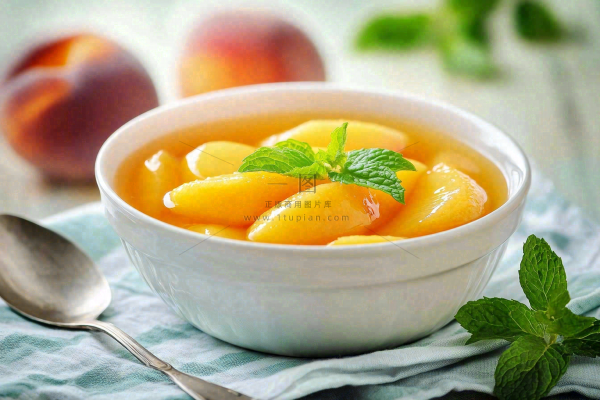 黄桃罐头水果美食饮品摄影图