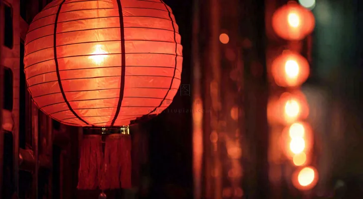 新春佳节红色灯笼元宵节小年除夕夜喜庆摄影图