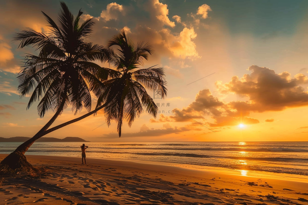 夏日海滩日落晚霞摄影图