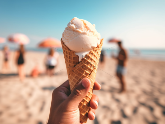 夏日冰淇淋清凉蛋筒甜点摄影图 夏日冰淇淋清凉蛋筒甜点摄影图