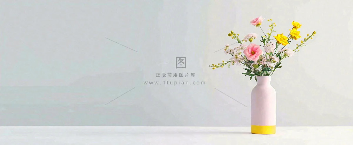 桌面花瓶花束简约情人节花束室内装饰摄影图