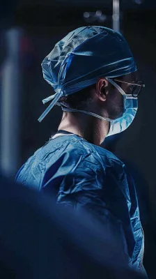 手术室的医生防护服卫生医疗医务人员劳动节摄影图