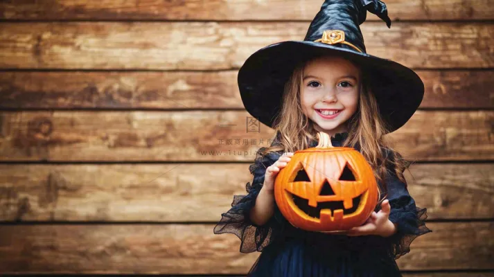 疯狂万圣节搞怪装扮人物女巫摄影图