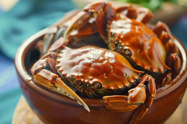 螃蟹金秋肥蟹美味美食摄影图