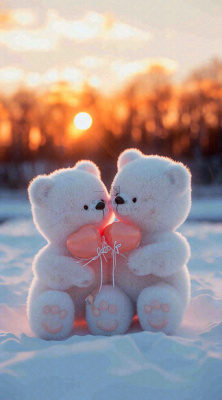 冬天爱心气球小熊浪漫情人节情人温馨，冬至小雪大雪摄影图