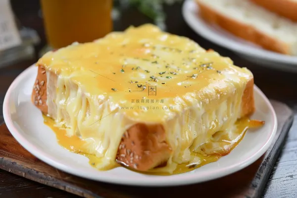 奶酪黄油吐司甜点美食摄影图