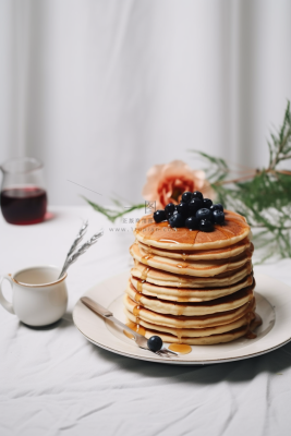 松塔饼蓝莓蜂蜜下午茶摄影图