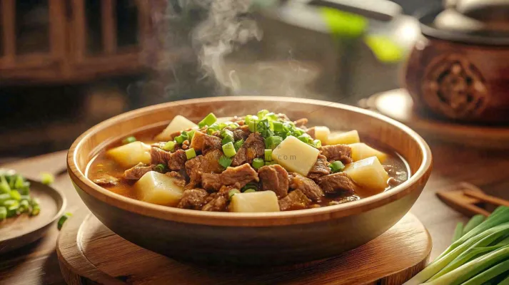 土豆牛肉牛腩美味美食摄影图