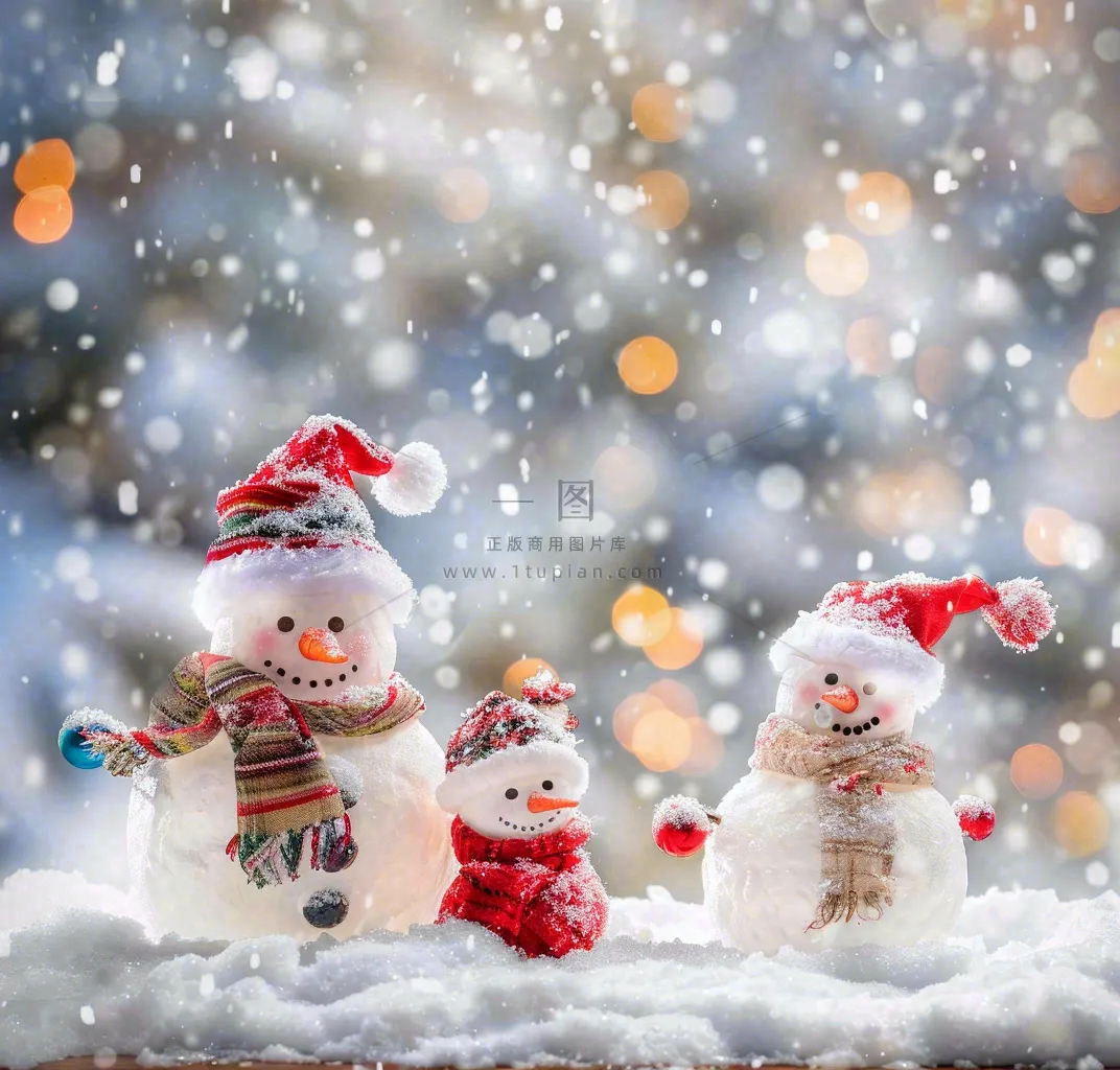 冬天雪地堆雪人唯美光圈温馨雪花飘零立冬冬至小雪大雪圣诞摄影图
