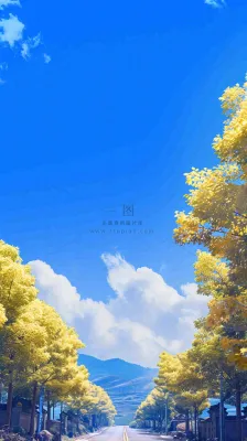 秋天蓝天白云下唯美公路旁的黄叶树木，秋分处暑摄影图