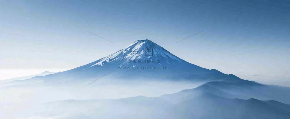 雪山山脉云层云端意境冰山,自然风景冬天蓝天白云摄影图 雪山山脉云层云端意境冰山,自然风景冬天蓝天白云摄影图