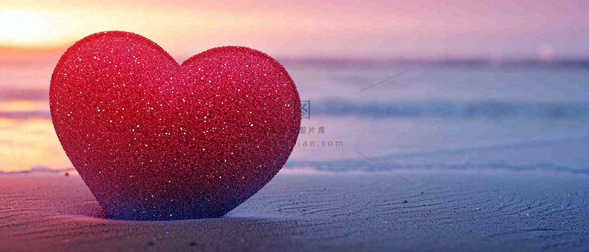情人节浪漫海边沙滩爱心落日温馨