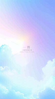 自然紫蓝色天空云层云彩漂浮浪漫阳光摄影